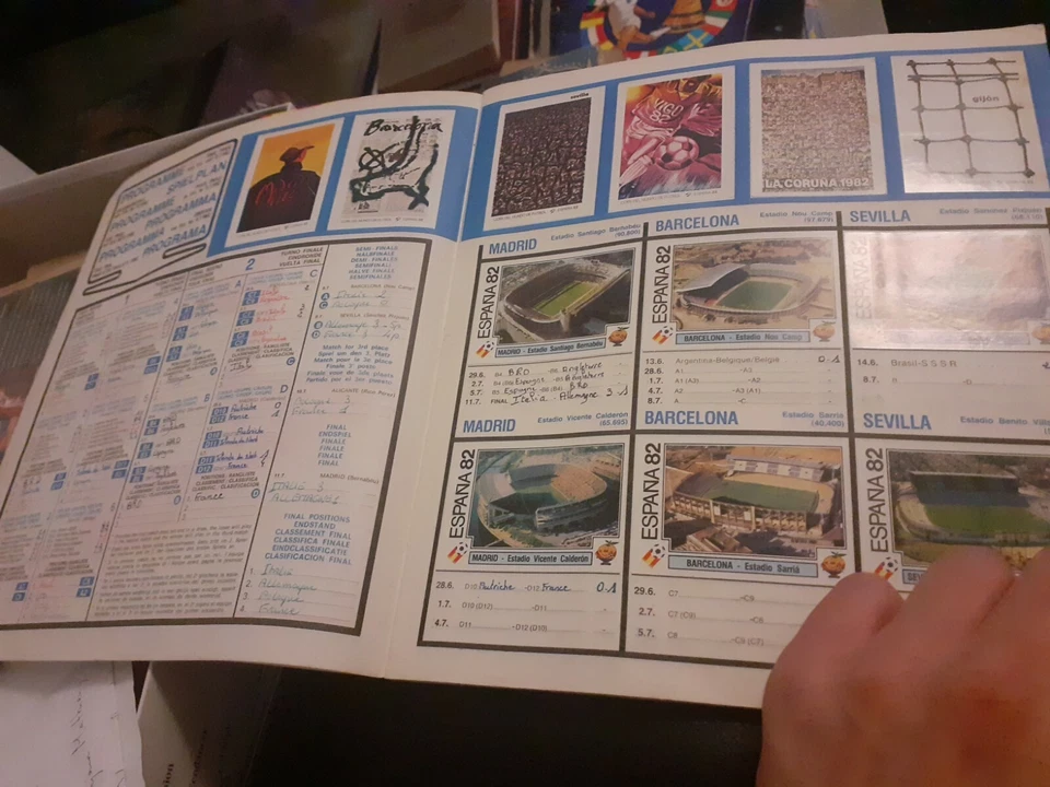 Album Panini Espana 82 World Cup Manque 10 Vignettes Bel Etat  - Photo 4/4