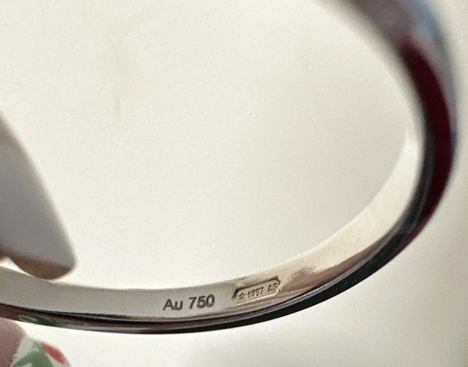 Anillo GUCCI 18K 750 Oro Sólido Doble G Genuino ITALIA Talla 8 con Caja y Bolsa R: $850 Foto 4 de 4