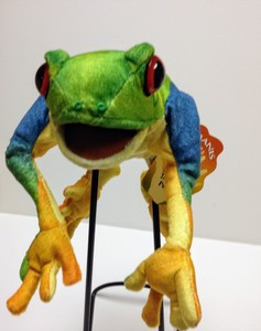folkmanis frog puppet