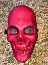 Halloween Red Creature Skull Smiling Crooked Teeth Skull Eyes Mask RARE