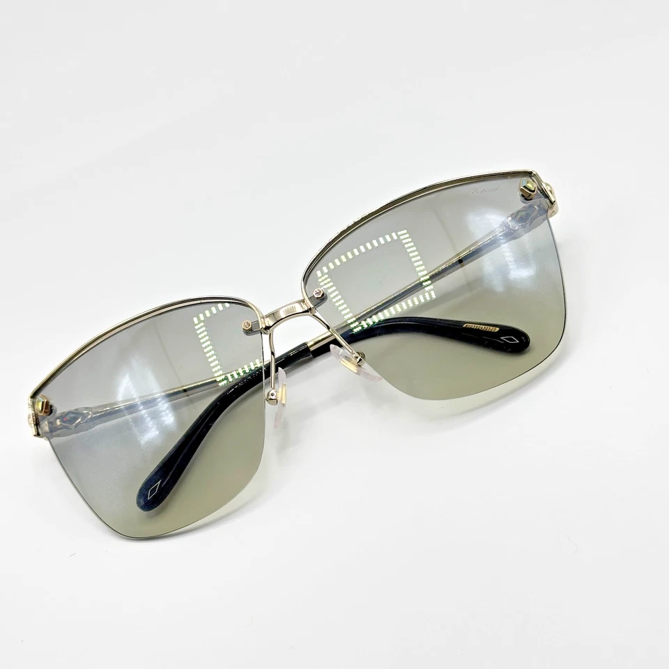 Gafas de sol Chopard SCHC19S 594G para mujer marco de ojo de gato de metal dorado lentes grises NUEVAS Foto 2 de 4