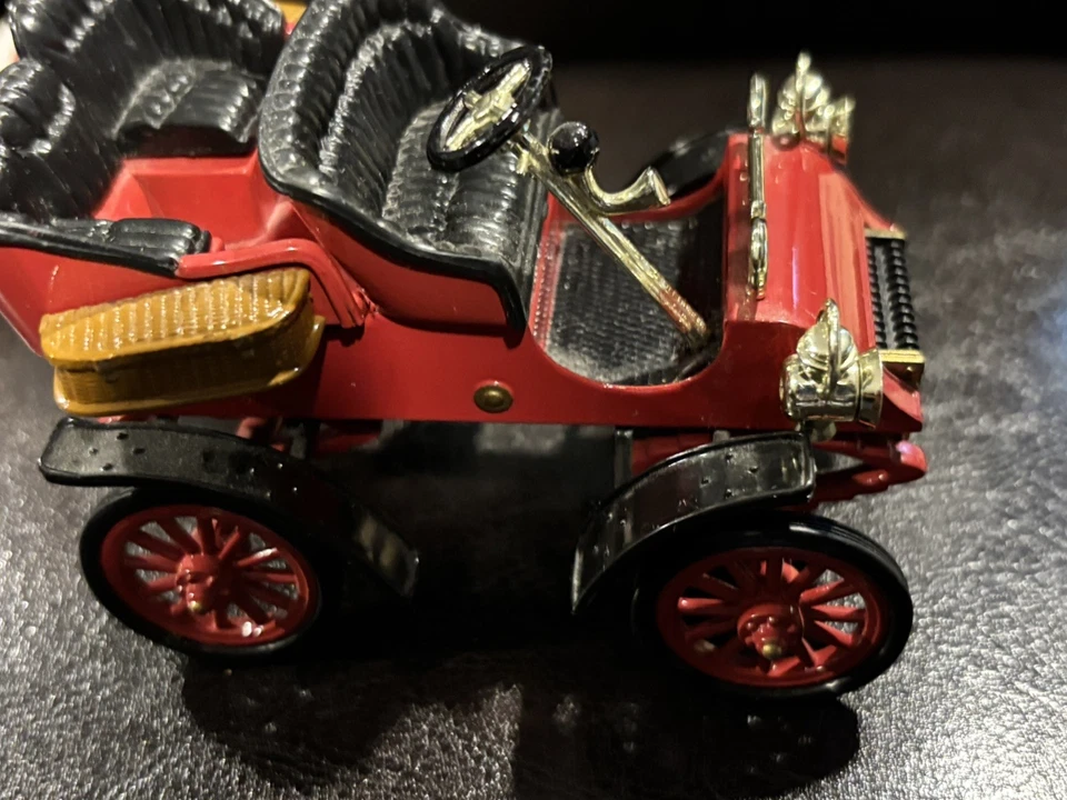 1903 Ford Model A & Cadillac Runaround Diecast Scale National Motor Museum Mint - Image 3 of 4