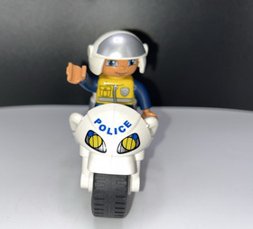 Lego Duplo 5679 Police Bike Patrol Motorcycle Policeman Man Figure 2011