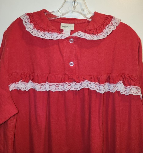 The Vermont Country Store Red Lace Trimmed Flannel Night Gown Medium Made In USA - Picture 5 of 12
