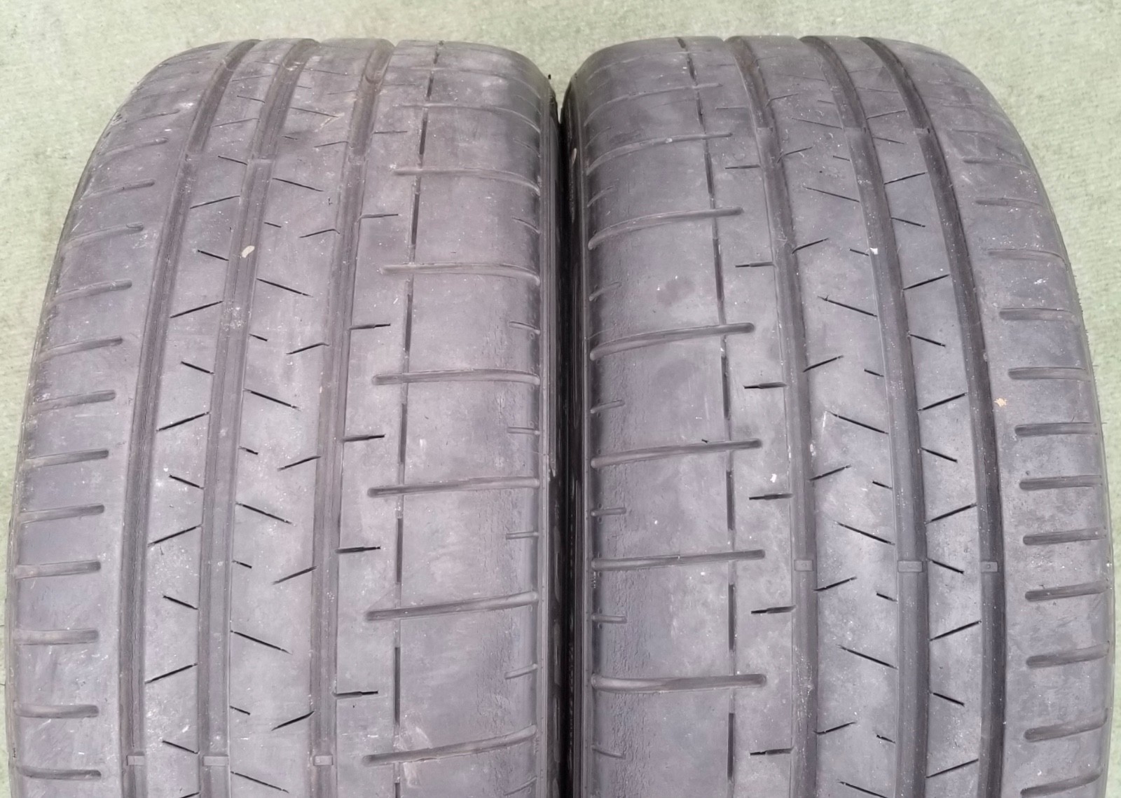 245/35R19 Pirelli P Zero Corsa PZC4 Tires MC McLaren Front 93Y 245/35ZR-19 90%