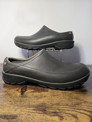 Bogs Men's Sz 9 Suavie Clogs Dark Brown Color Chemical & Slip Resistant 