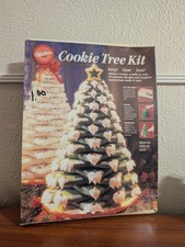 NEW NOS Wilton Cookie Tree Kit holiday cookie cutter Christmas baking set