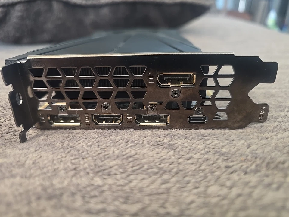 GIGABYTE NVIDIA GeForce RTX 2080 Ti 11GB GDDR6 Turbo Edition - Image 3 of 4