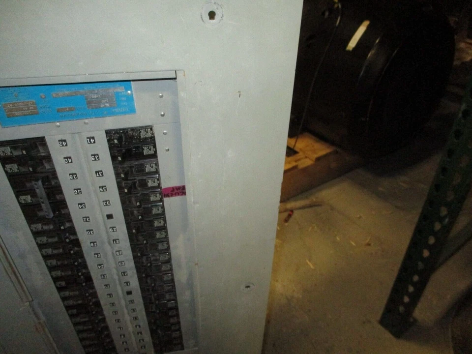 ITE Main Breaker Circuit Breaker Panel NLAB 100A Main 120/208V 3Ph 4W Used - Image 4 of 4