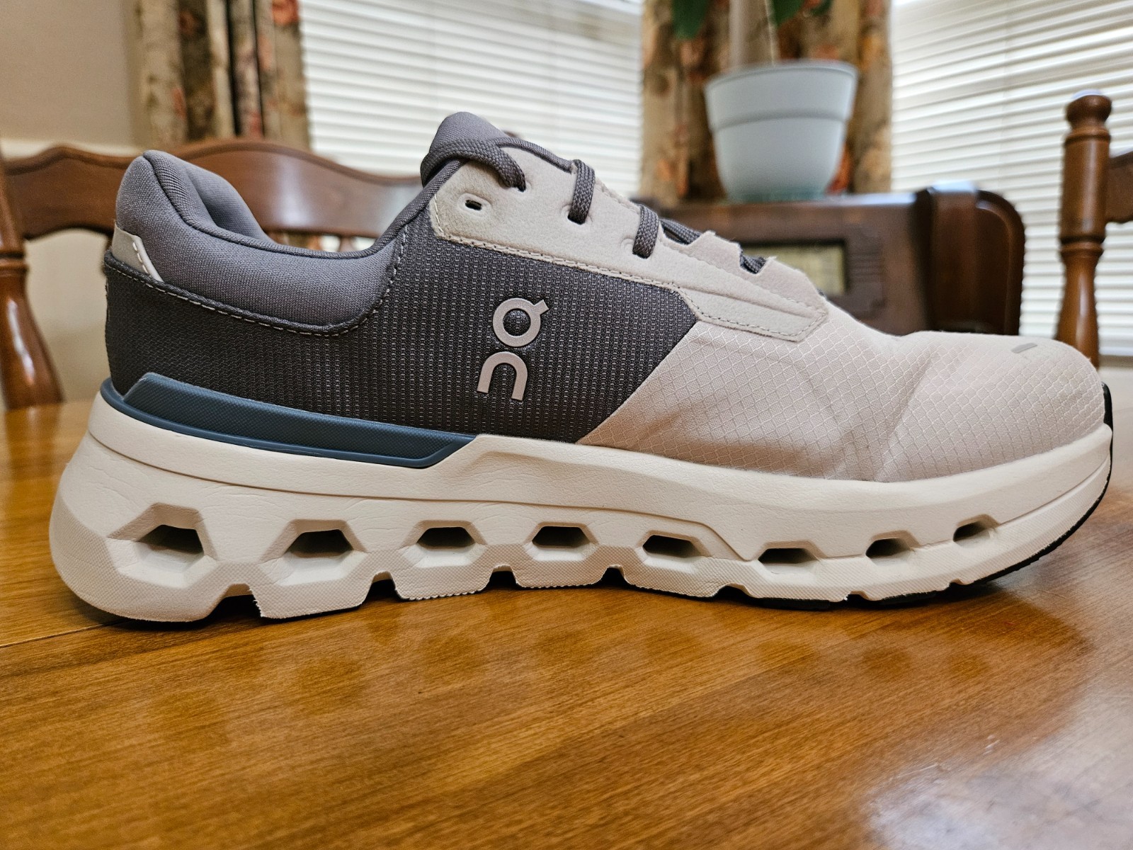 On Cloud Cloudrunner 2 Waterproof Sneakers Runnin… - image 4