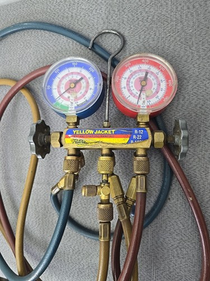 #ad Yellow Jacket HVAC Manifold Gauge Set – R12 R22 R502 – Brass Body – Tested $50.00