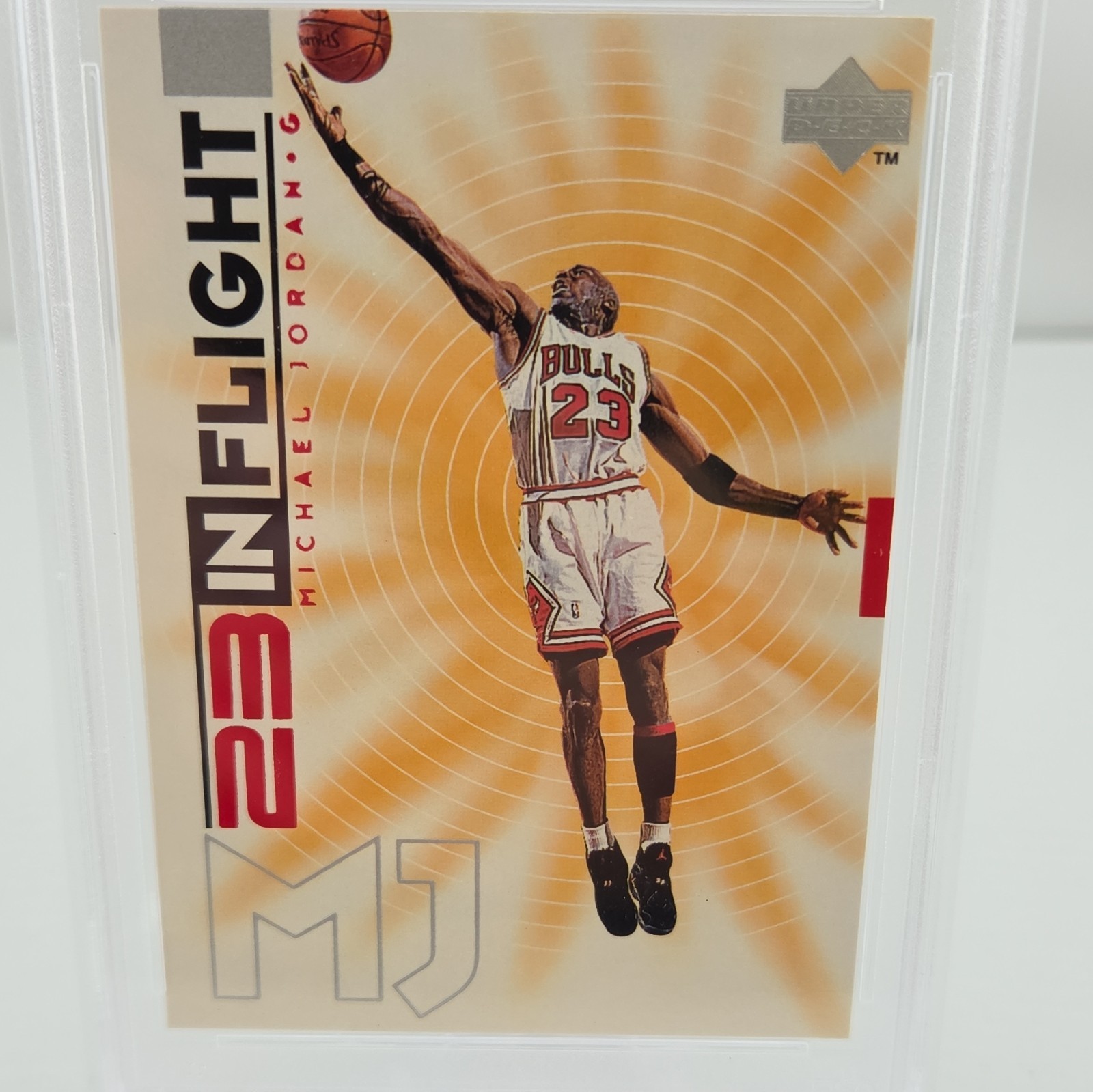 Upper Deck 1998-99 MJ Living Legend Michael Jordan In Flight #IF2 PSA 8 view 4