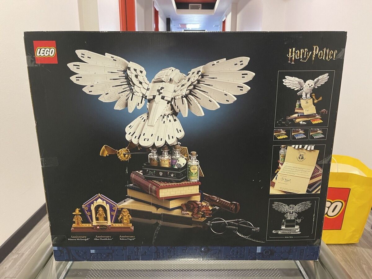 LEGO Harry Potter 76391 Hogwarts Icons Collectors' Edition: best