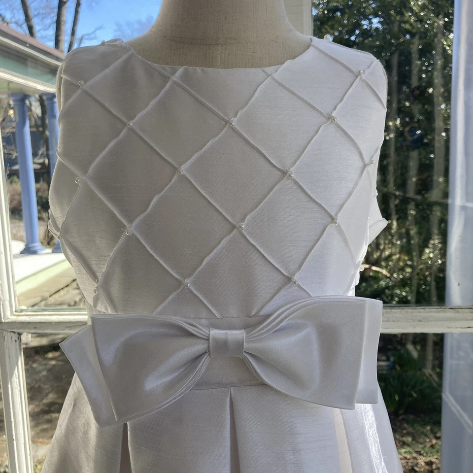 GORGEOUS Girls SZ 10 Dupioni Special Occasion White Dress EUC Pearls Satin - Image 4 of 4