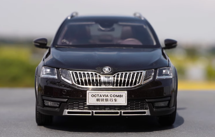 1:18 Scale SKODA OCTAVIA COMBI Brown Diecast Car Model | eBay