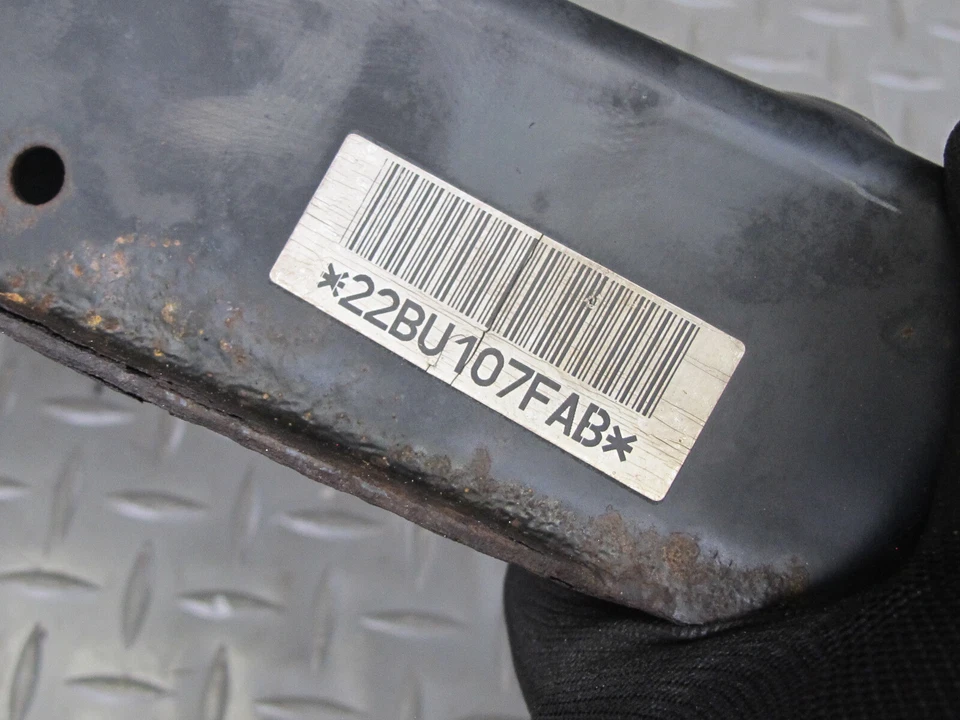 12-13 VW GOLF R MK6 SET OF 3 REAR RIGHT SUSPENSION UPPER & LOWER CONTROL ARM OEM - Image 3 of 4