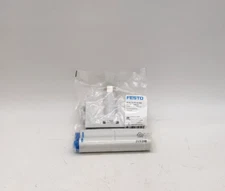 Festo VN-30-L-T6-PI5-VI6-RO2 / 526132 Vacuum Generator