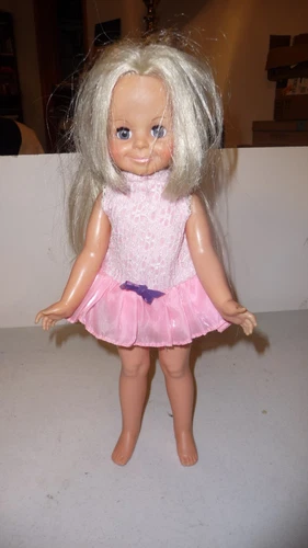 Vintage Movin Groovin Velvet Doll Ideal Chrissy Family, Hair Grows Works, 15"