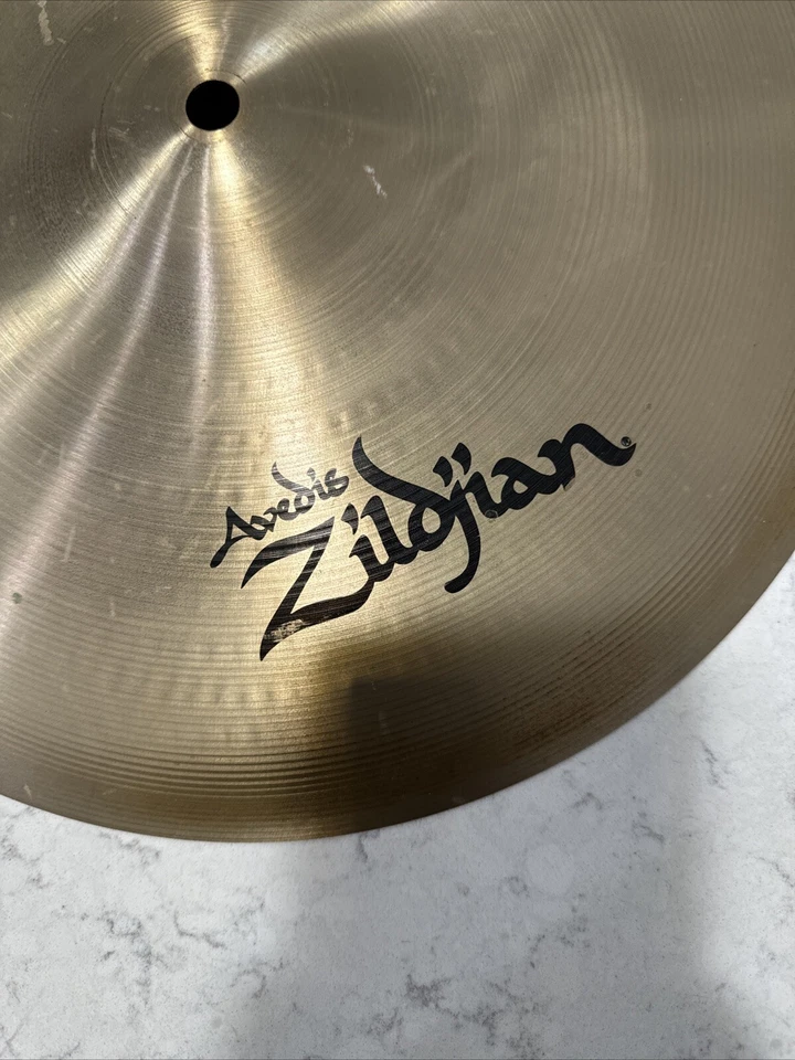 Zildjian / A Paper Thin Crash 14 pulgadas excelente Foto 3 de 4