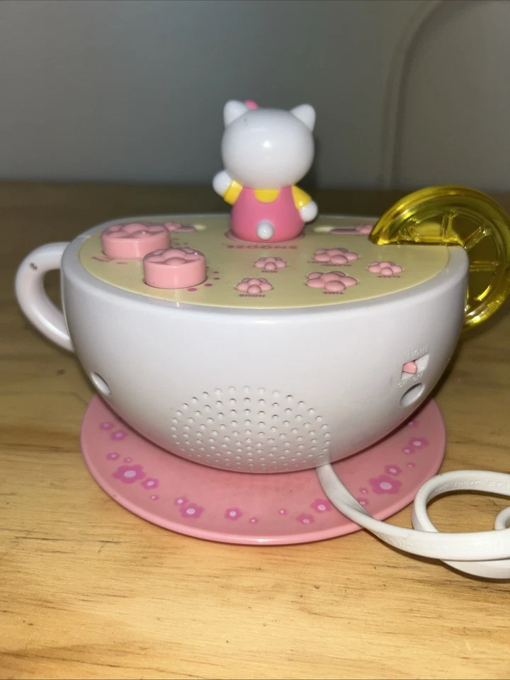 Hello Kitty KT2055 Radio Alarm Clock Tea Cup Pink Lemon Night Light Sanrio 2012 - Image 3 of 4