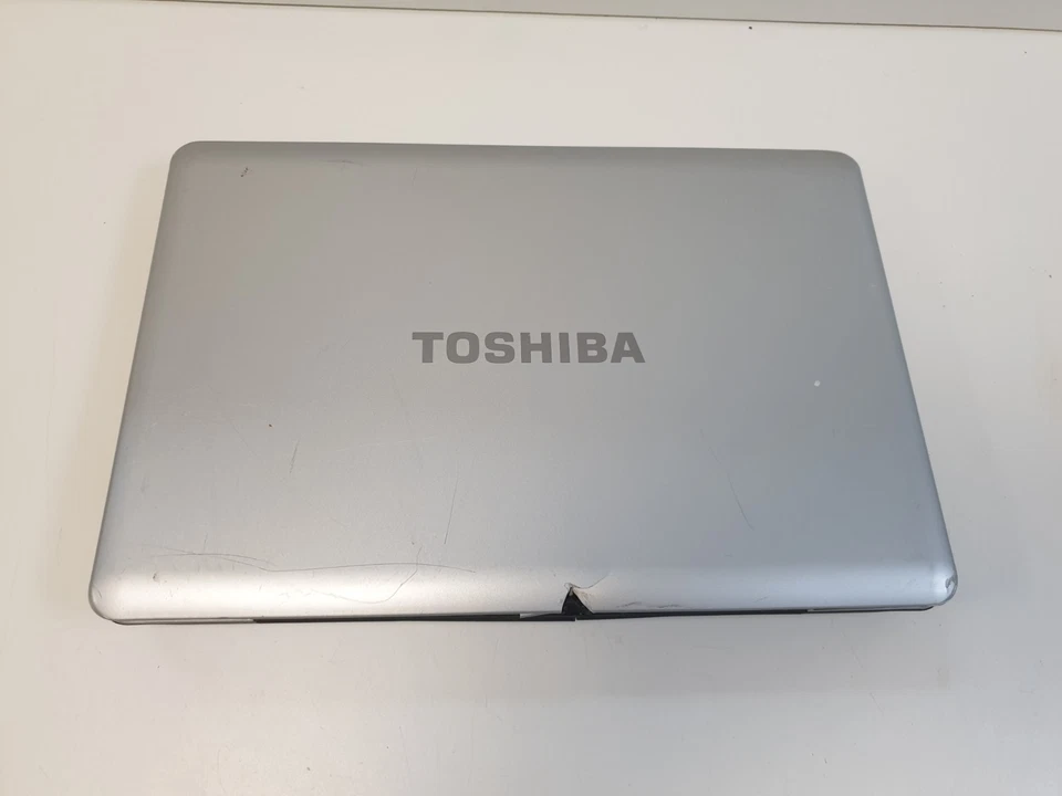Toshiba Satellite L500-1XL Celeron 2.20GHZ 2GB 120GB HDD 15.4" - Image 4 of 4