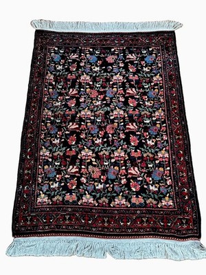 4 X 5 Antique Kurdish-Bidjar Rug Beautiful floral Pattern Midnight Blue Field