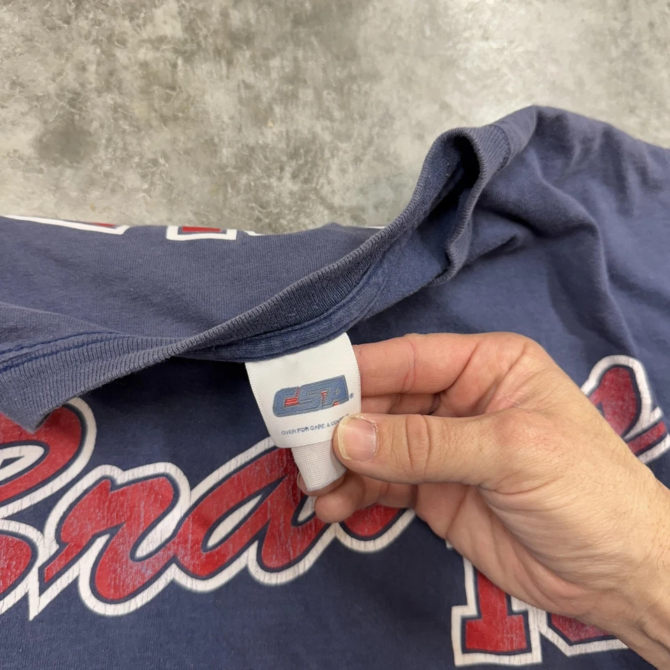 Vintage Atlanta Braves Shirt Mens MLB Baseball Chipper Jones 10 T-Shirt 2000s - Image 3 of 4