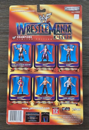 CHYNA JOANIE LAURER Signed Wrestlemania X-Seven Limited Edition Figure - Picture 9 of 9