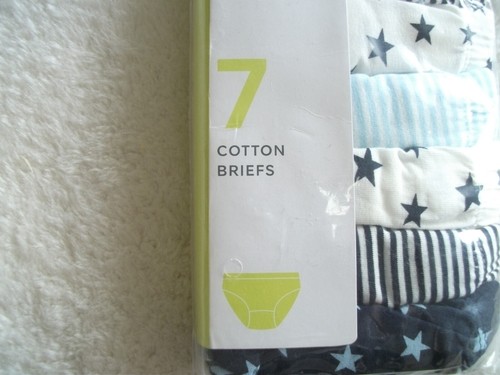 M&S Boys Cotton Briefs x 7 Pairs Age 2-3 Years Blue/White Stars and Stripes BNIP - Picture 6 of 7