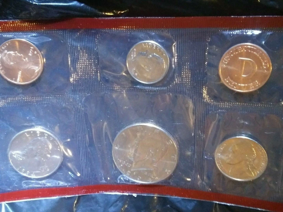 THE 1994 UNITED STATES MEANT UNCIRCULATED COIN SET -(D) FOR DENVER MINT MARK MIN - Image 2 of 4