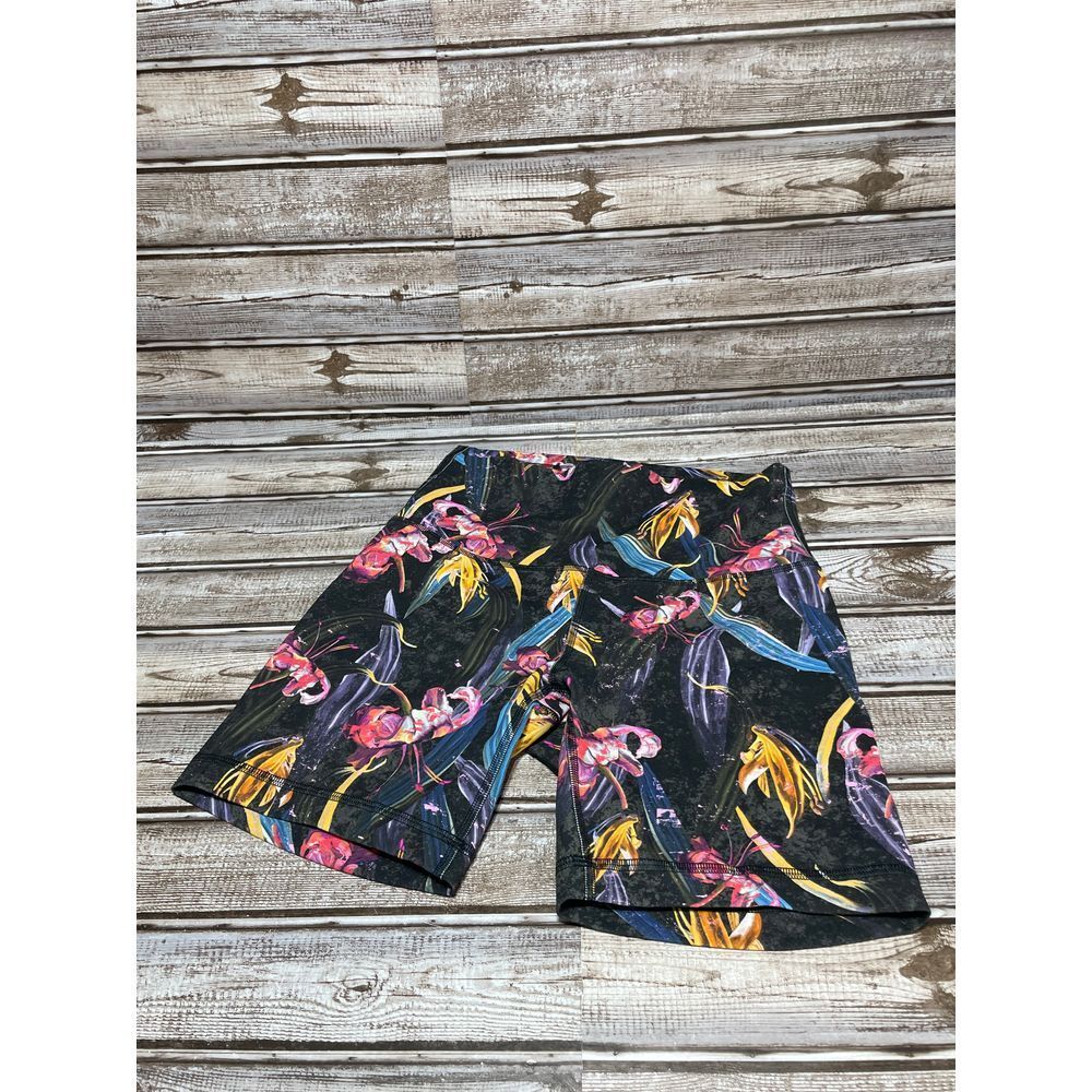 Lulemon Womens Floral Black Biker Shorts - Check Sizing in Photos-image
