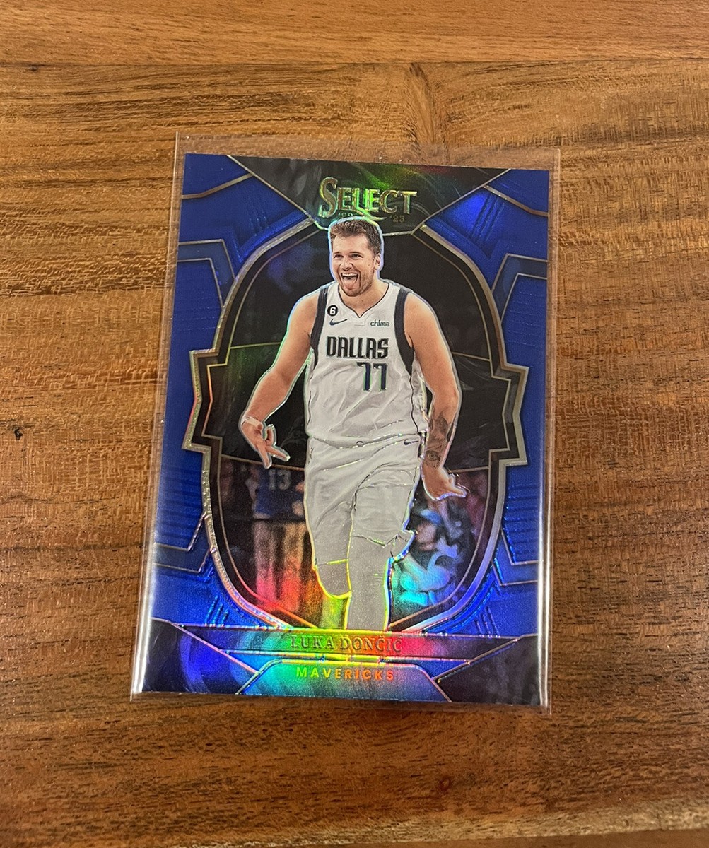 Luka Doncic 2022-23 Panini Select Blue Prizm NRMT+ Lakers