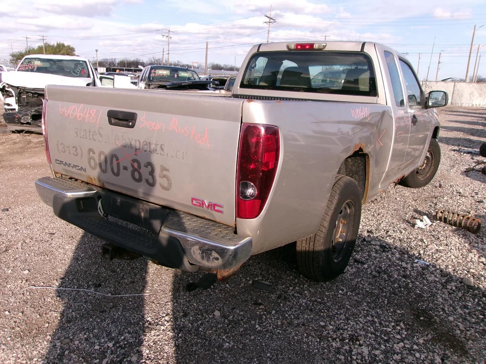 Used Rear Right Door Assembly Rear Side fits: 2006 Gmc Canyon Extended Cab R. fr - Imagem 4 de 4