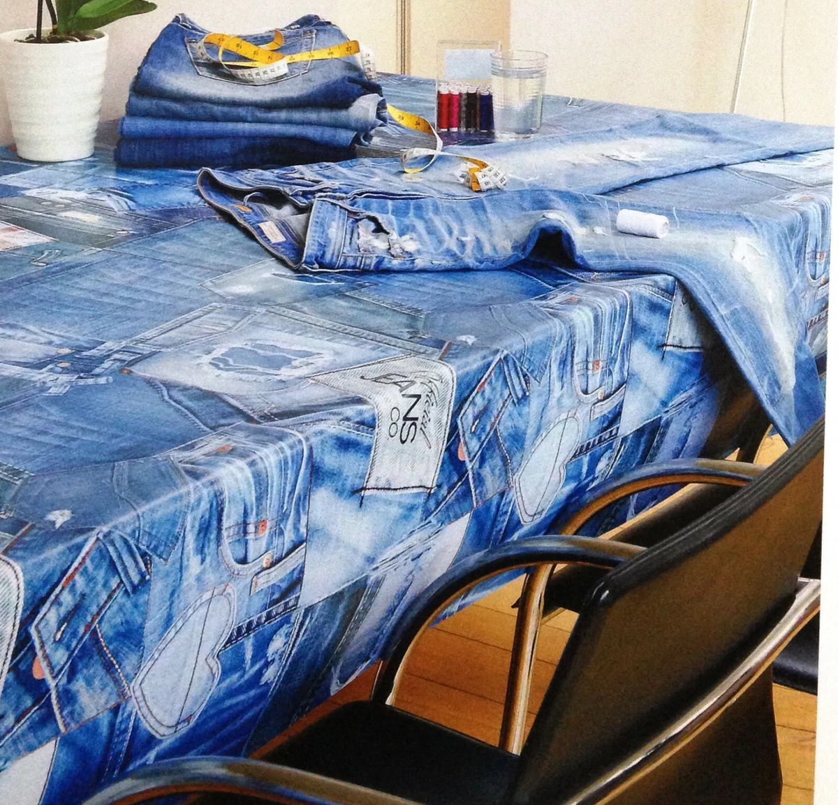 Tovaglia Rettangolare Blu Floreale Con Fiori Selvaggi, 140x180cm - Lavabile, Antimacchia E Resistente Per Cucina E Ristorante