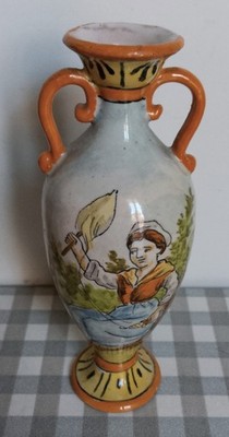 Alte kleine Vase Amphore Steingut handbemalt Quimper Stil Dekor Spinner CA49