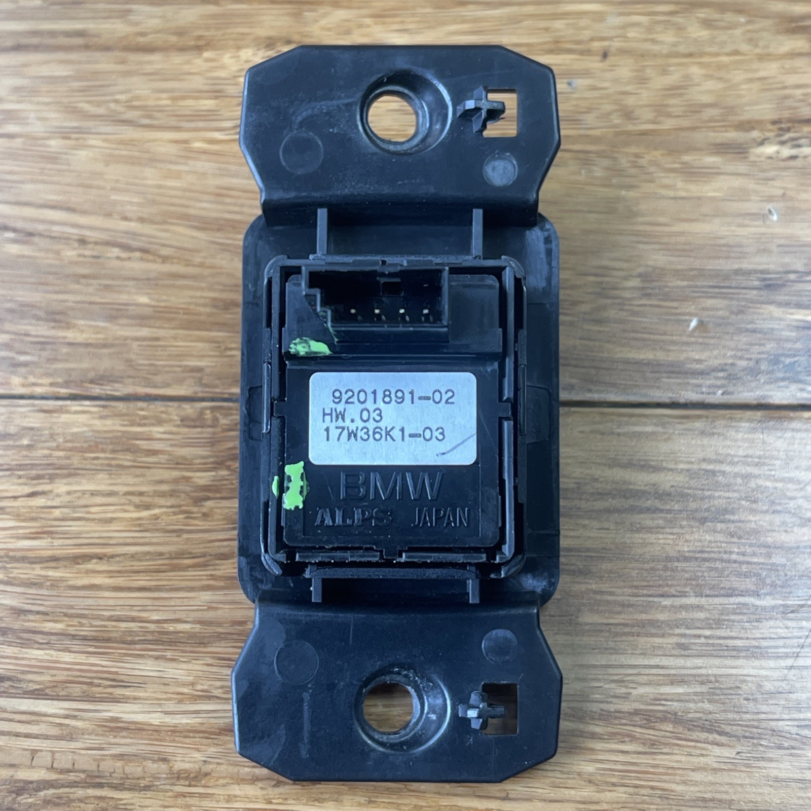 2017-2023 Rolls Royce Dawn RR6 Left Side Window Lifter Switch Unit OEM