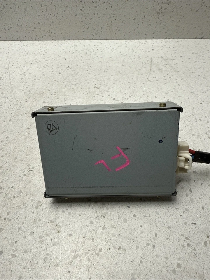 Módulo de distribución de energía de transferencia Infiniti M35 2007 285FO-EH100 OEM Foto 2 de 4