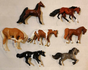 Breyer Mini Whinnies Horse Surprise! lot of 6 with Stablemates #5982 Fun Foal