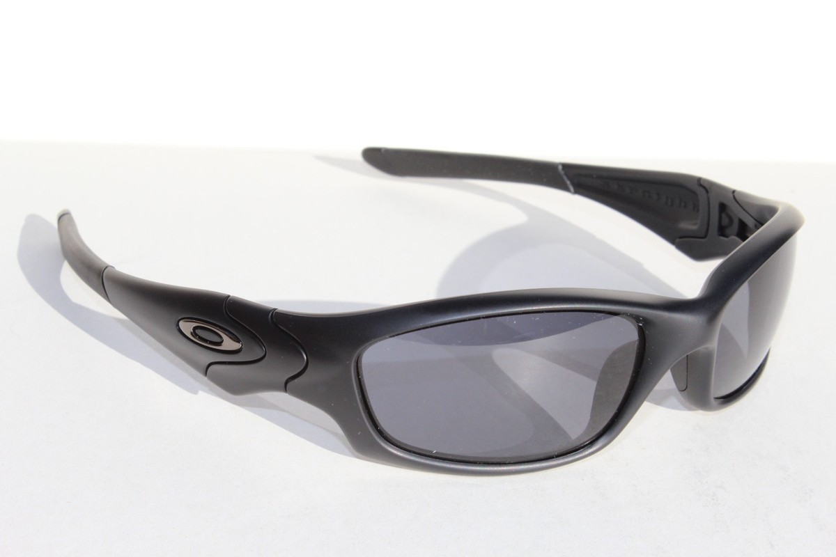 OAKLEY Straight Jacket Sunglasses Matte Black/Grey NEW OO9039 11