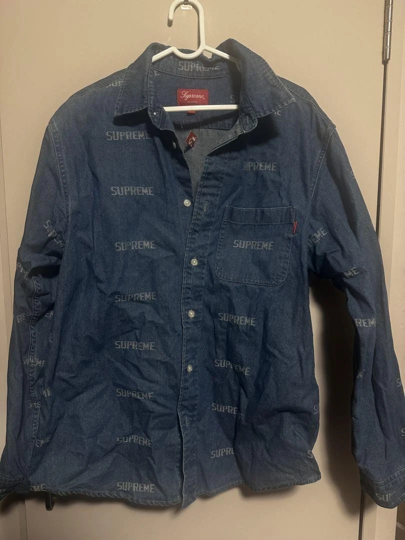 Chemise homme Supreme M denim manches longues collaboration iconique streetwear rare occasion