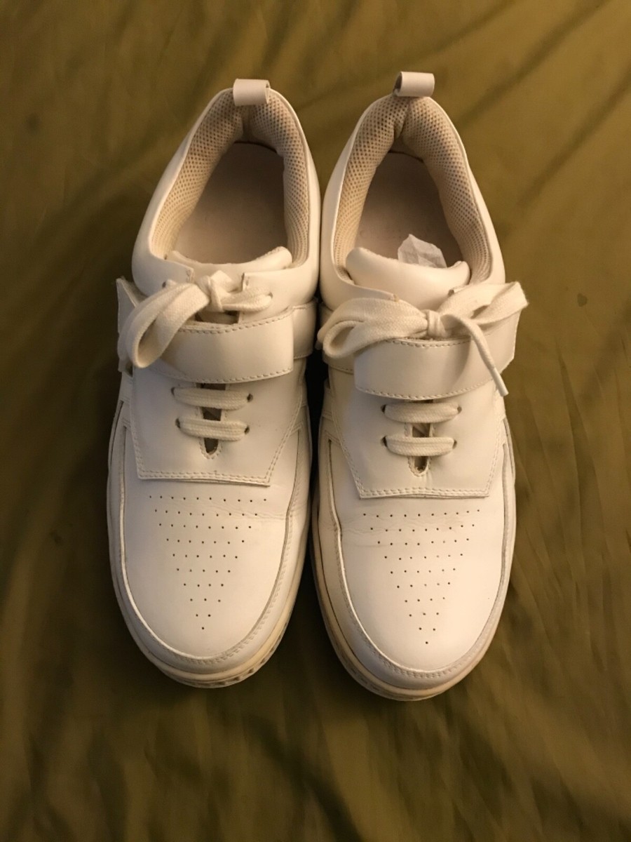 GIVENCHY MENS WHITE SNEAKERS SIZE 42 PRE-OWNED MADE IN ITALY 