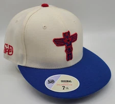 Seattle Totems Hockey Ivory Stall & Dean Fitted Size 7 7/8 Hat Throwback Logo
