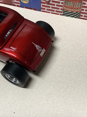 1/18 GMP 1932 Nitro Coupe Altered Drag Coupe Candy Apple Red 18816