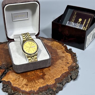 Vintage Citizen Presidental Mens Day Date Quartz Watch Gold