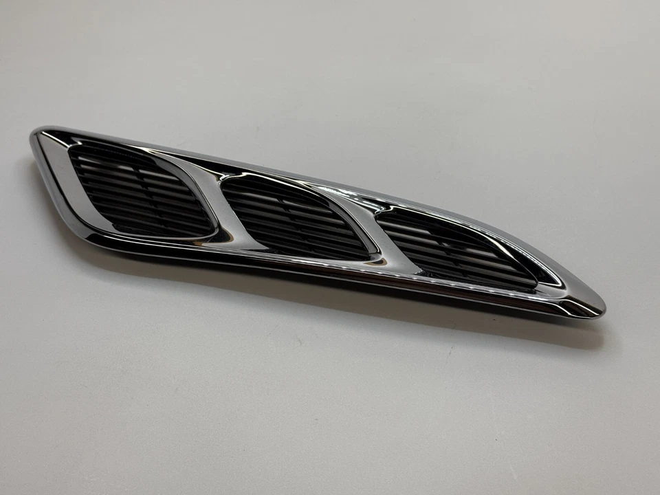 OEM 11-17 Infiniti QX56 QX80 Guardabarros lateral derecho del pasajero moldura rejilla de ventilación de aire Foto 4 de 4