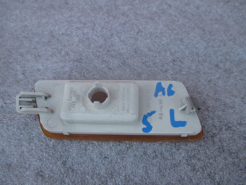 Audi A6 S6 2007 lámpara de señalización lateral OEM usada lado izquierdo 05 06 07 08 09 10 11 línea S Foto 3 de 4