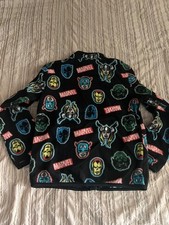 marvel avangers boys jacket with zipper size m but run smaller for size S 5-6 yo