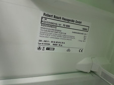 Bosch KGV33VW31G White Bottom Freezer Fridge Freezer Frost-Free
