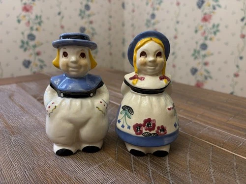 Vintage Dutch Boy Girl Jack & Jill Large 5" Salt Pepper Shakers Shawnee Pottery