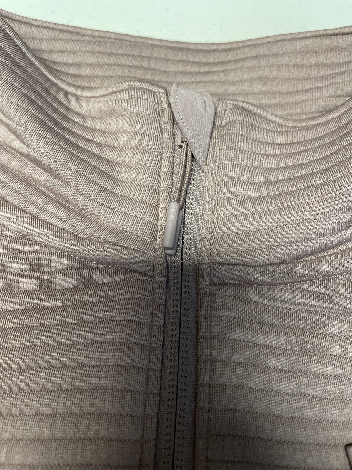 Alaskan Hardgear Duluth Trading Vest Women's Medium Full Zip Sleeveless Top image 3